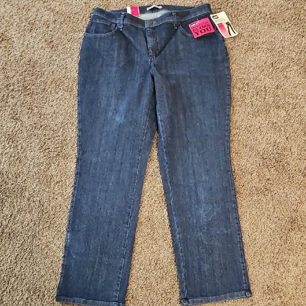 New LEE Slimming jeans